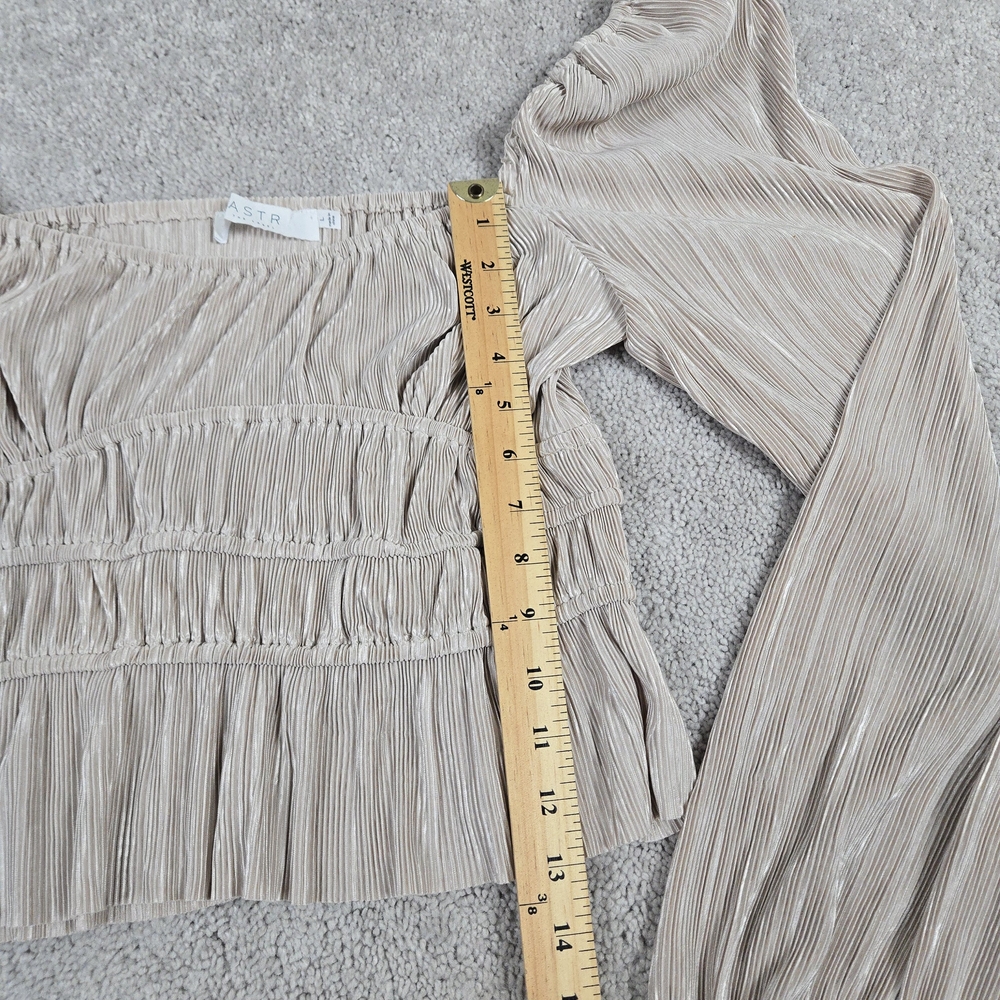 Astr Pleated Square-Neck Long-Sleeve Blouse in Nude - Picture 3 of 7